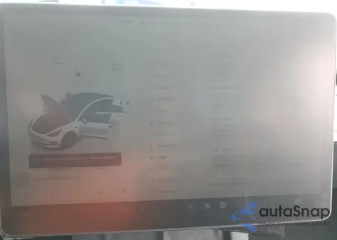 2023 Tesla Model 3 z USA, uszkodzony, nr VIN 5YJ3E1EA0PF487458